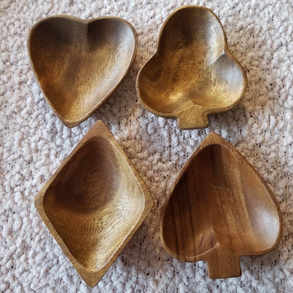 Monkey Pod Bridge nut set